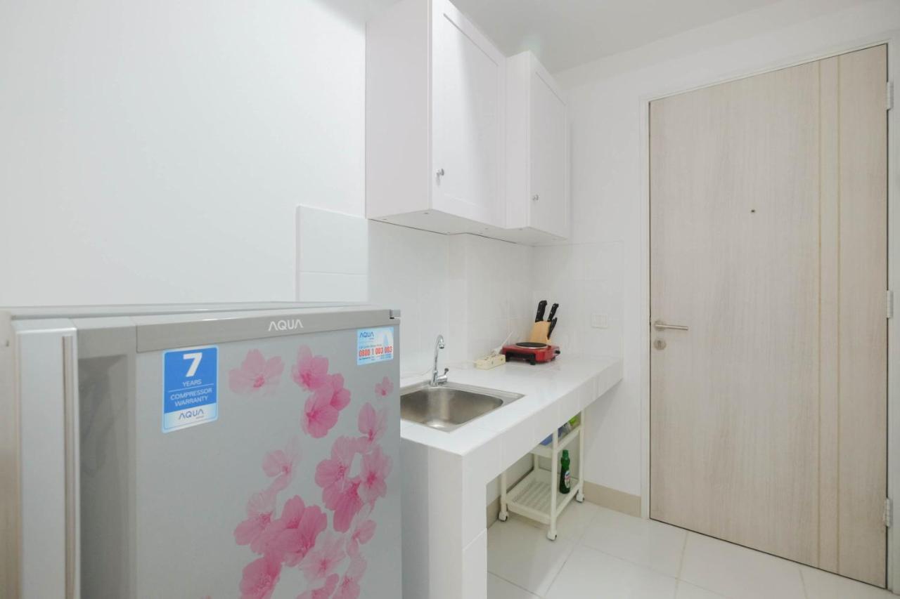 Minimalist At Azalea Cikarang By Travelio * Bekasi